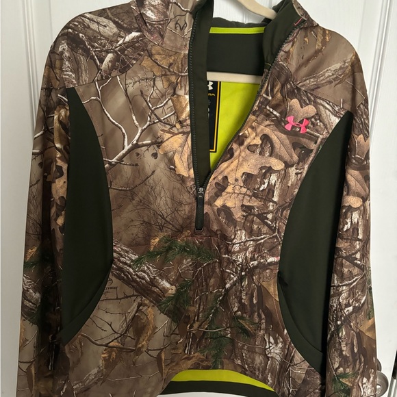 Under Armour hunting gear - Picture 3 of 3